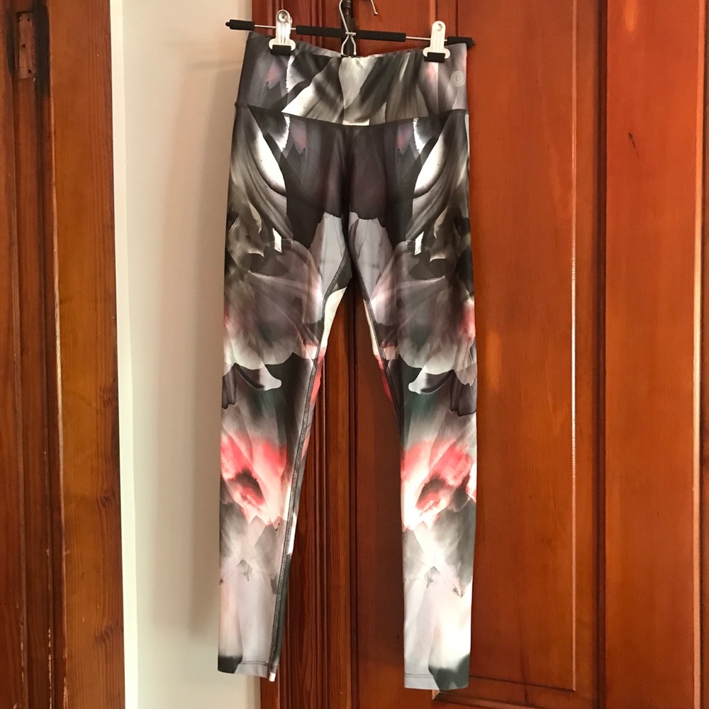 Pure Barre brand leggings